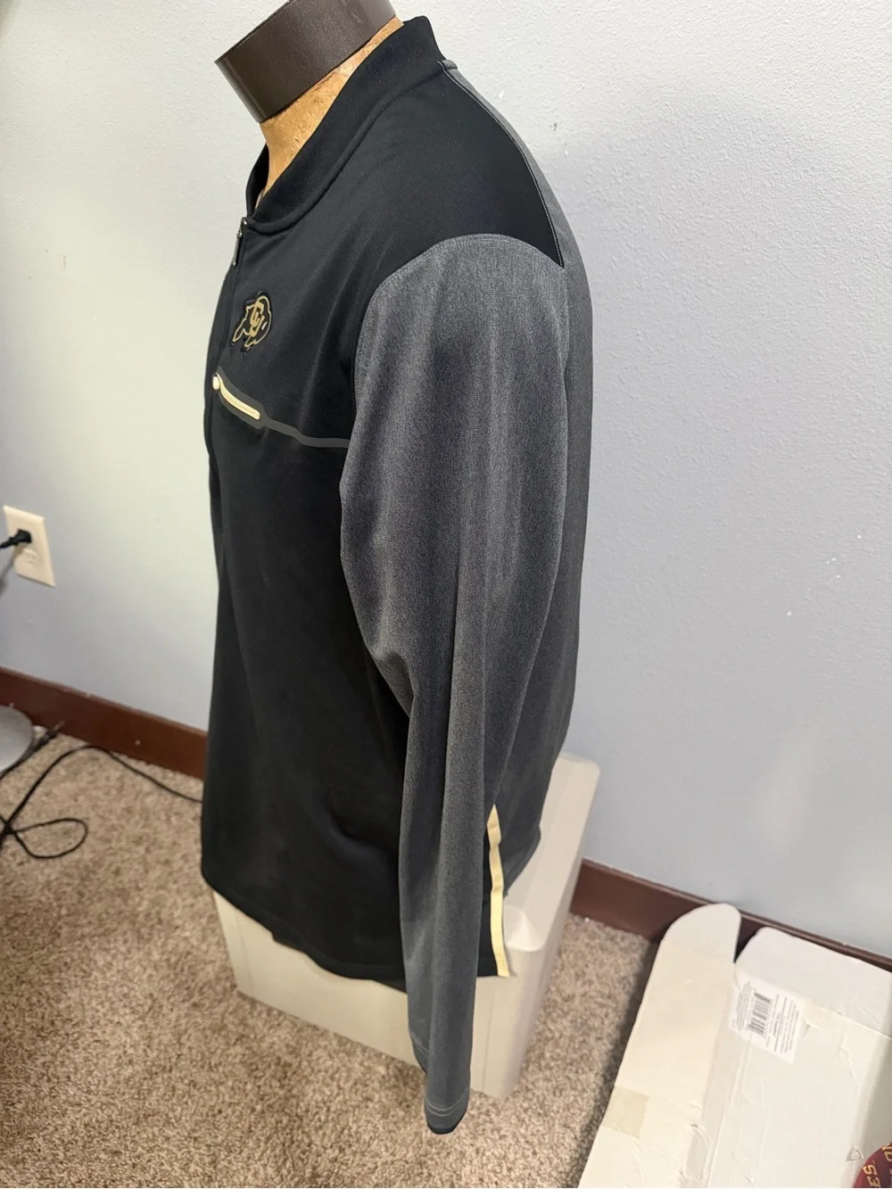 Nike DriFit Colorado Buffaloes Black & Gray Quarter-Zip Pullover